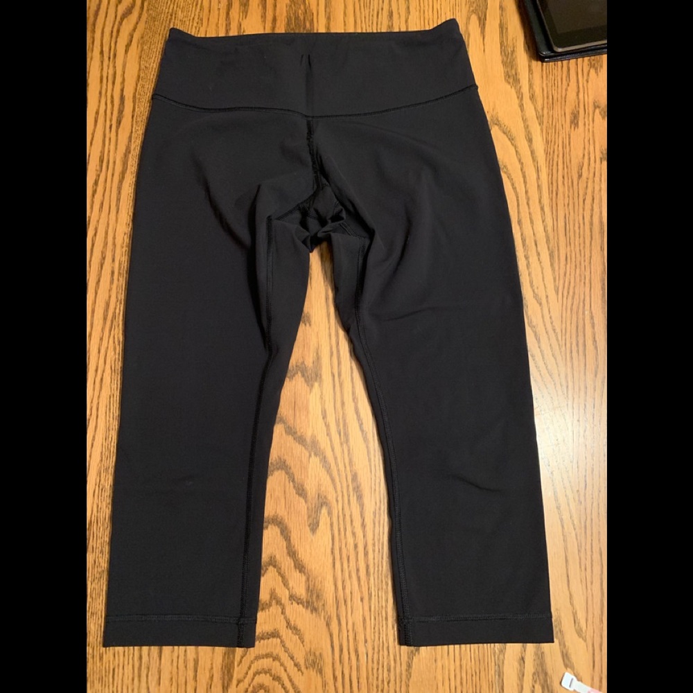 Lululemon cropped leggings